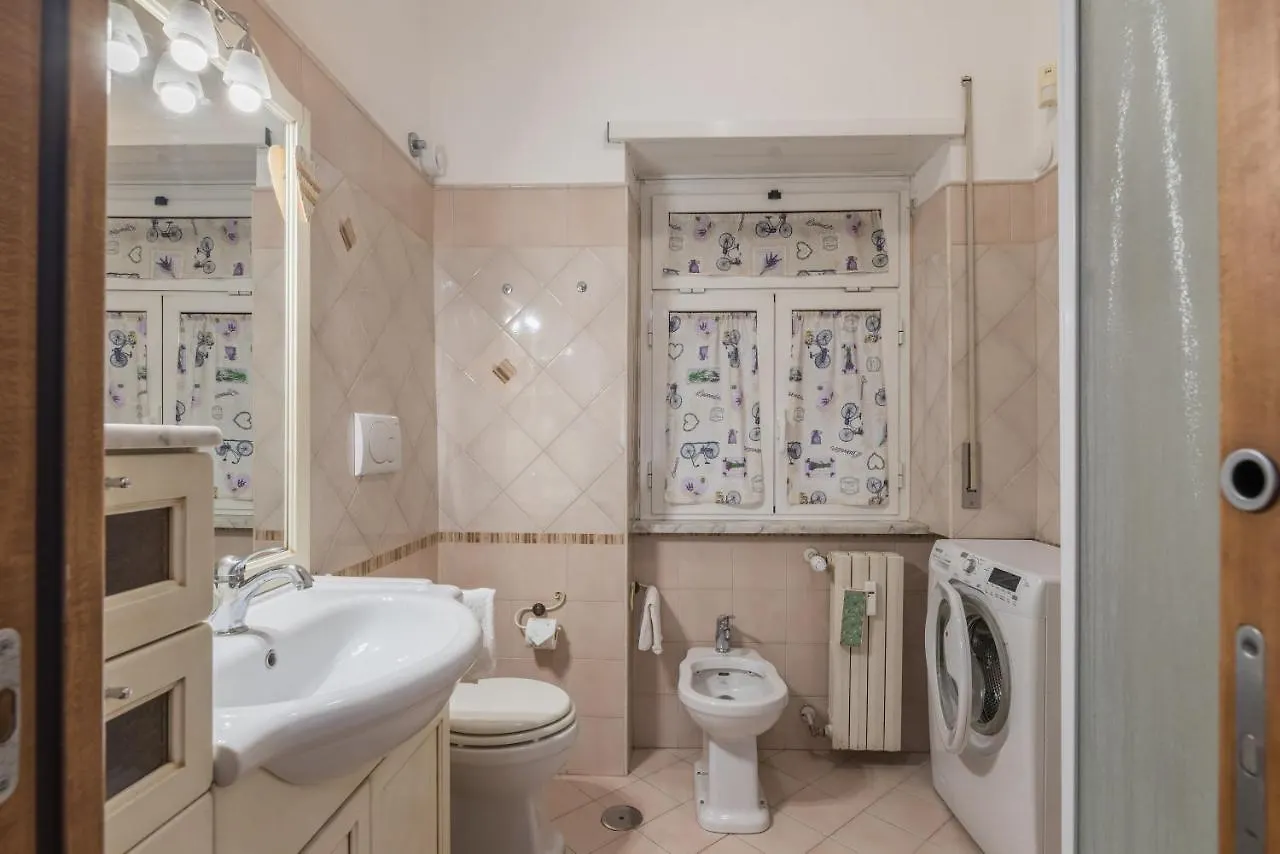 Bright Apt 2 Bedroom And Balcony روما إيطاليا
