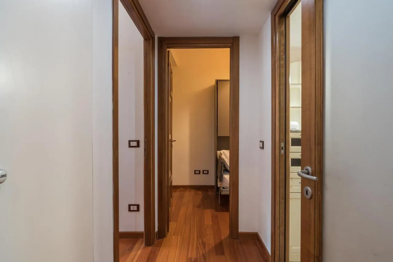 Bright Apt 2 Bedroom And Balcony روما شقة