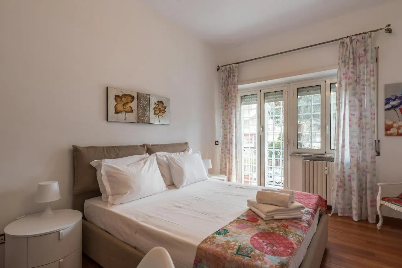 Bright Apt 2 Bedroom And Balcony روما إيطاليا