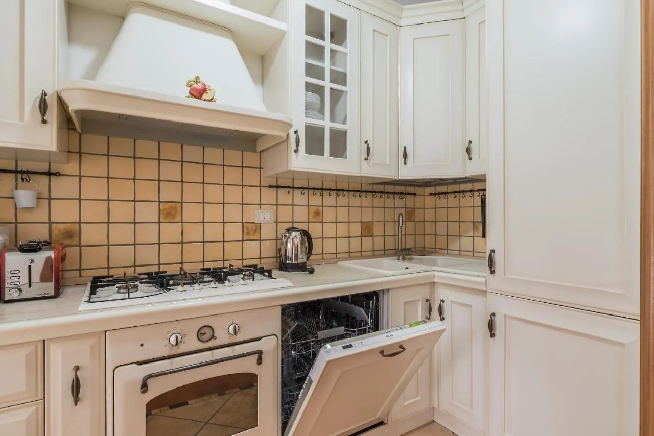 شقة Bright Apt 2 Bedroom And Balcony روما إيطاليا
